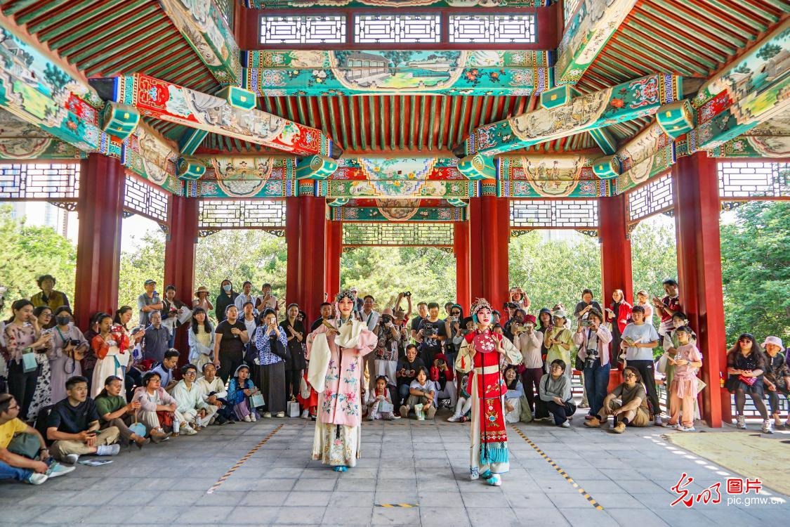 天津中华依园实景昆曲牡丹亭