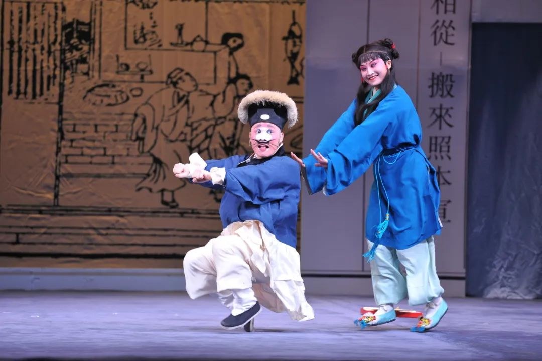 昆剧《潘金莲》演出照（丑、旦同台）