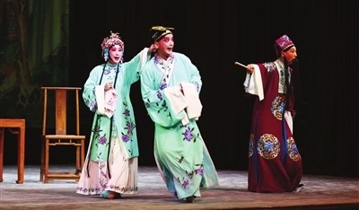 昆剧《狮吼记》演出现场（天津·中华剧院）