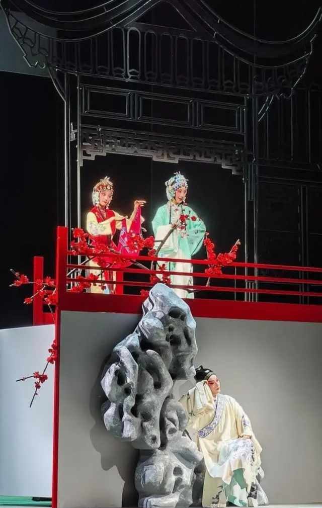 昆剧《西园记》演出照(舞台全景)