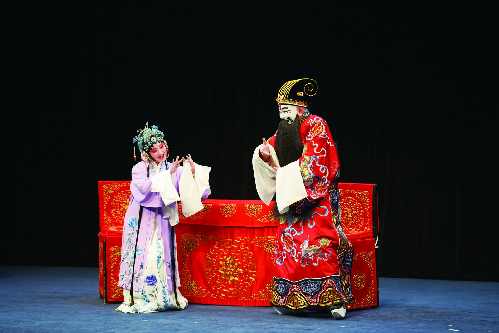 昆剧《世说新语》演出剧照(极简写意舞台)