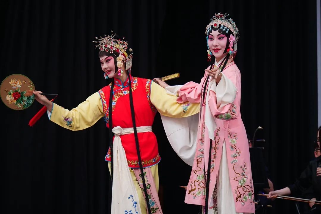 昆剧传统折子戏演出（纪念展开幕式）