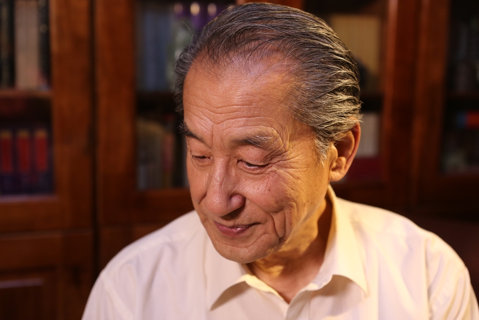 丛兆桓近照（书房）