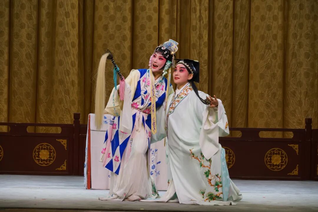 昆曲《玉簪记·偷诗》剧照（北方昆曲剧院折子戏专场演出）