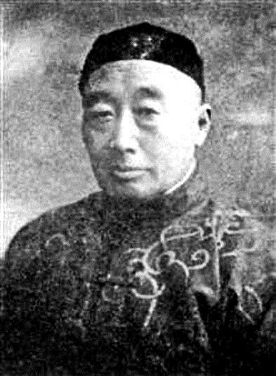 沈月泉肖像(黑白老照片)