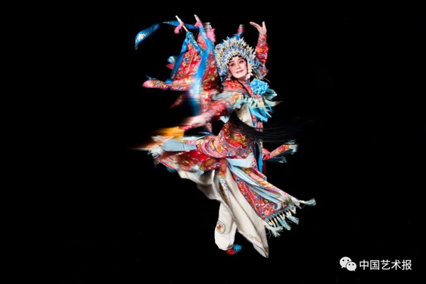 昆曲《红泥关》剧照(谷好好饰东方秀)
